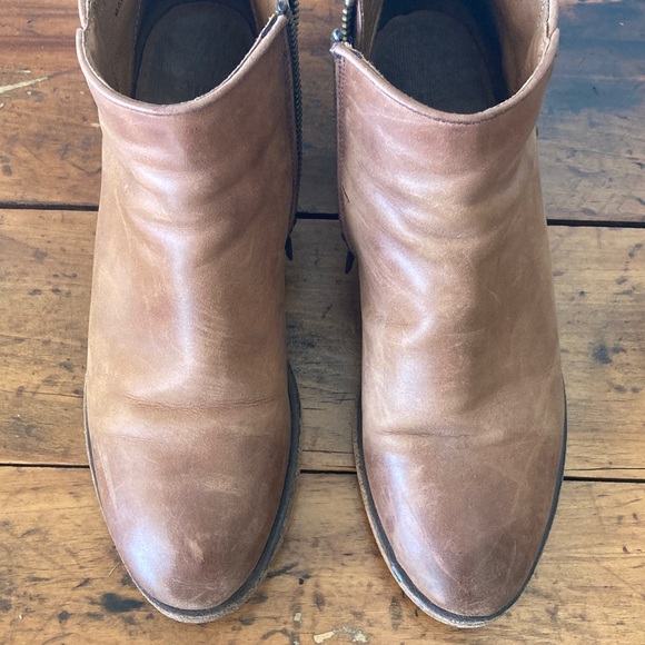 Frye Carson Booties - Picture 3 of 7